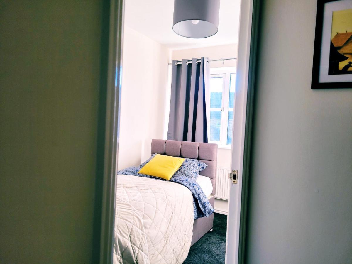 Modern 2 Bed House- Free Parking And Close To The Centre Bristol Exterior foto