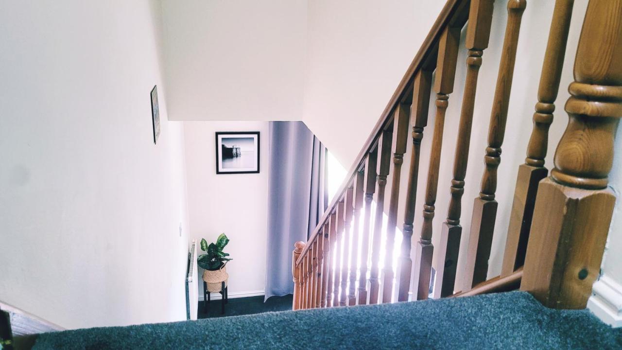 Modern 2 Bed House- Free Parking And Close To The Centre Bristol Exterior foto